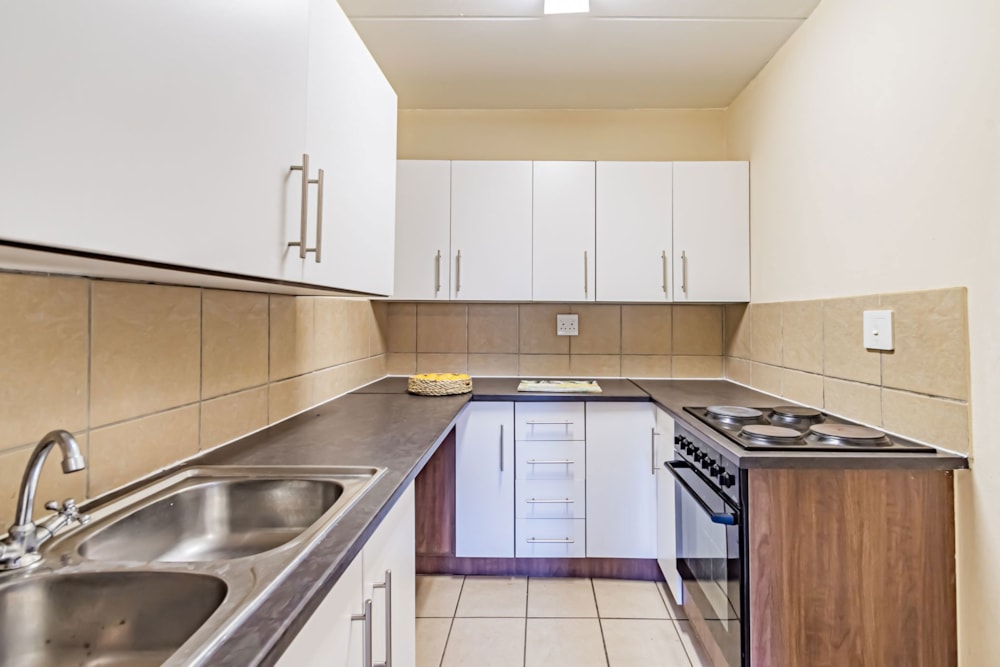 Apartment let in Die Hoewes - CNL1690920