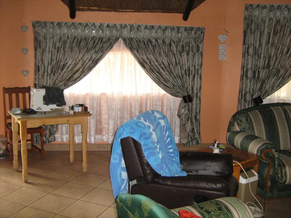Cottage to rent in Vandermerweskroon - 1VT1717835