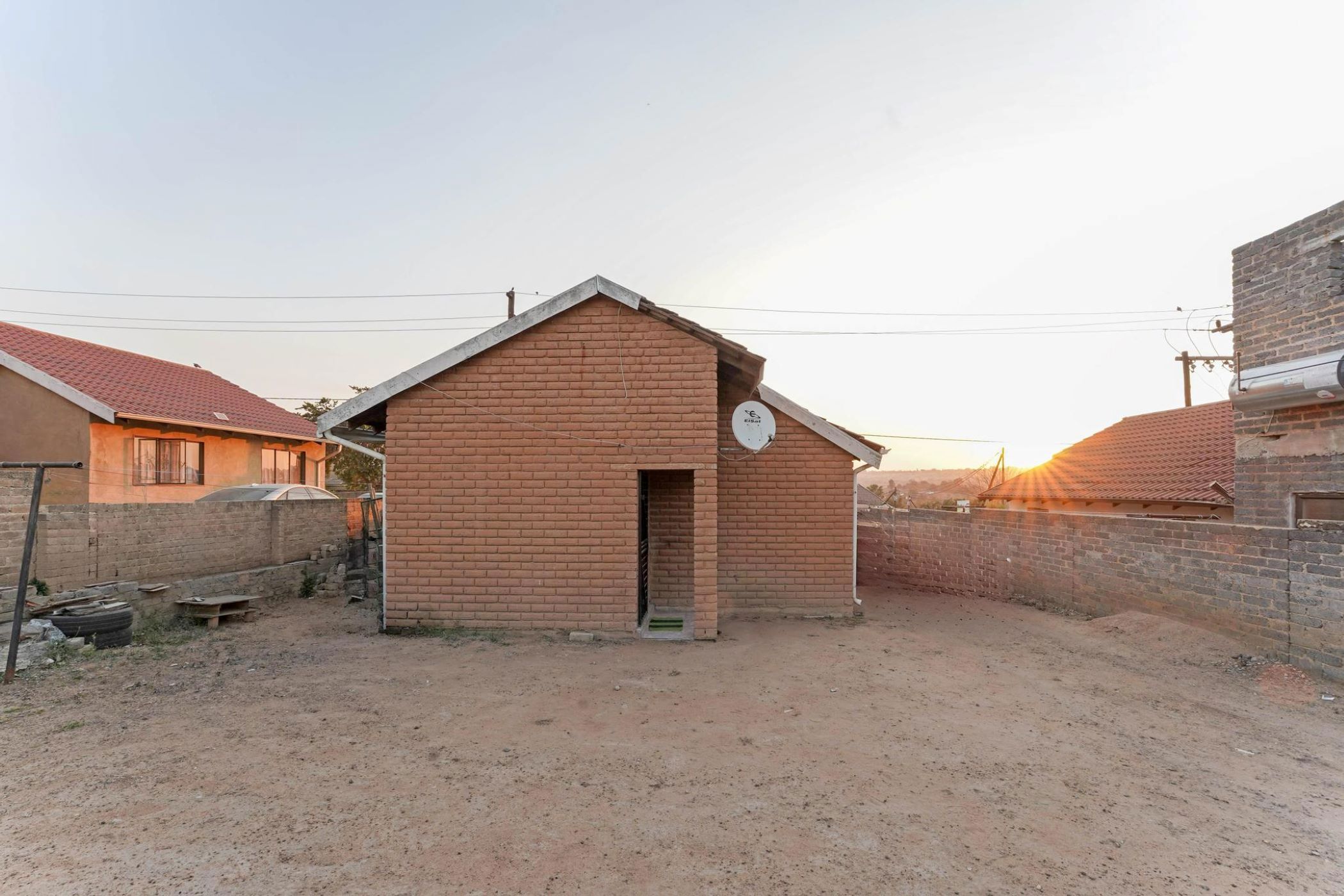 House sold in Cosmo City - RAN1664973