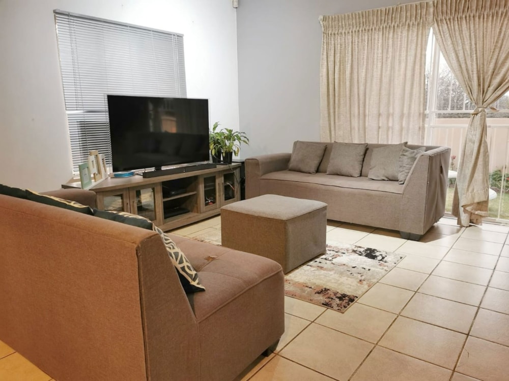 Double-storey apartment for sale in Zandspruit - RAN1664976