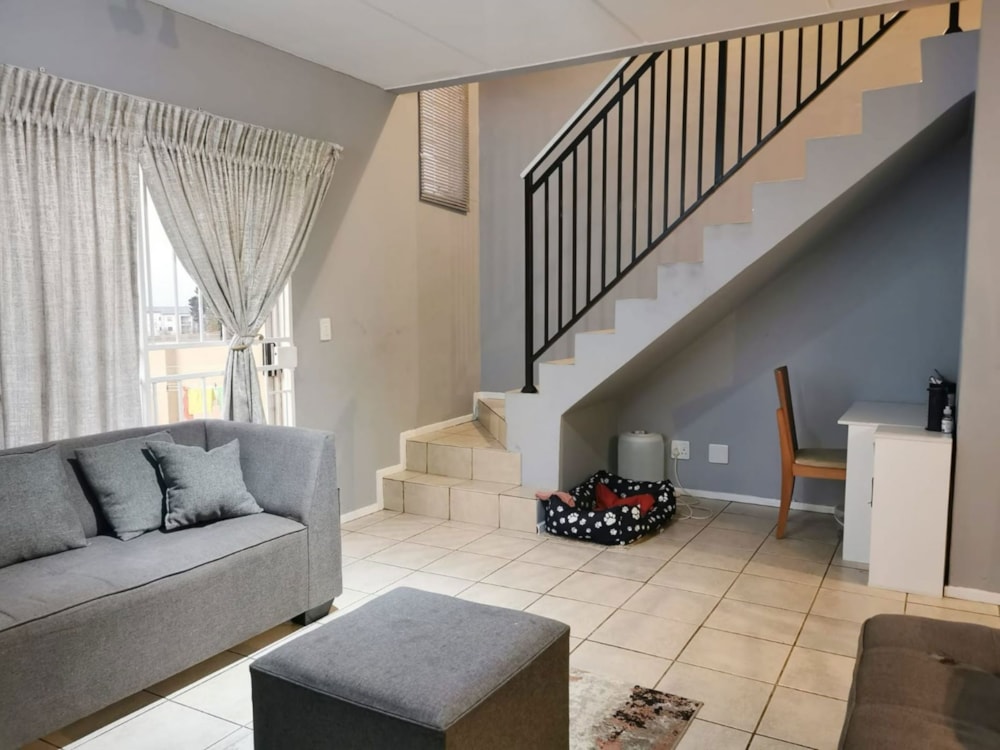 Double-storey apartment for sale in Zandspruit - RAN1664976