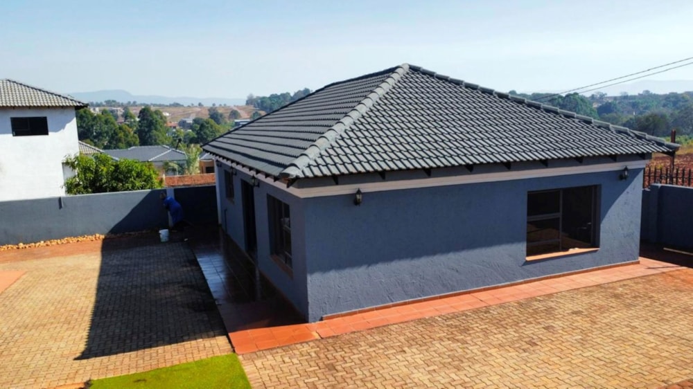 Double-storey house for sale in Tzaneen, Limpopo Province - 1TA1664981 Double-storey house for sale in Tzaneen, Limpopo Province - 1TA1664981