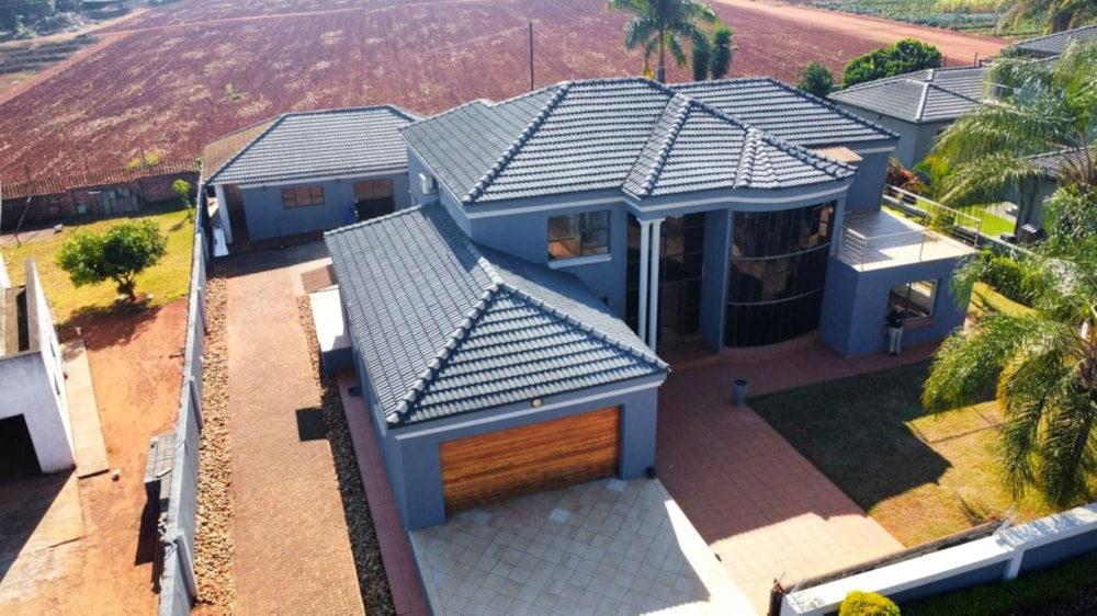 Double-storey house for sale in Tzaneen, Limpopo Province - 1TA1664981 Double-storey house for sale in Tzaneen, Limpopo Province - 1TA1664981