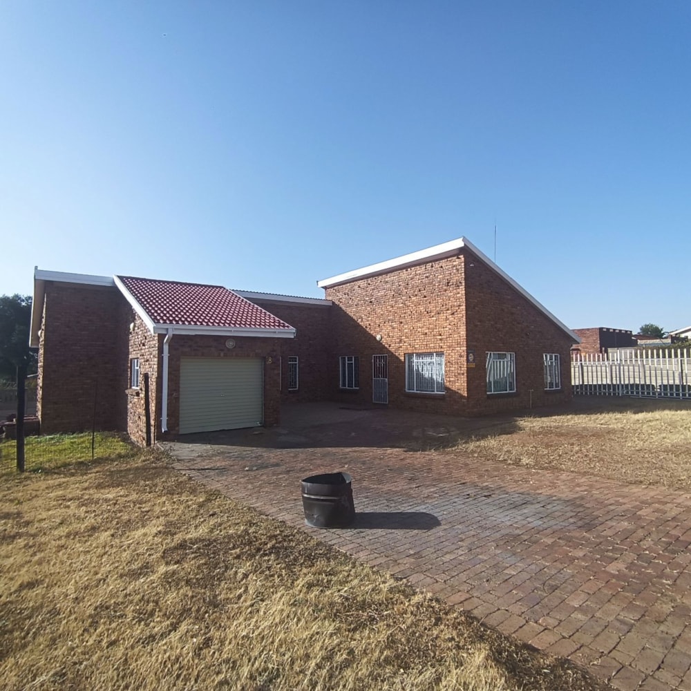 House for sale in Richview - 1NW1666013