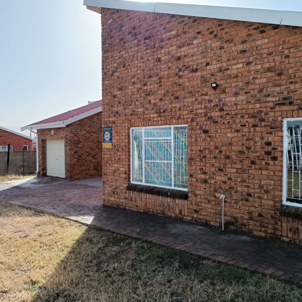 House for sale in Richview - 1NW1666013