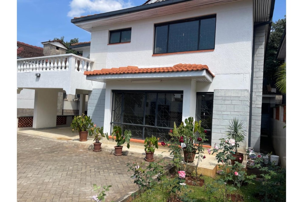 Townhouse let in Spring Valley, Kenya - 3KE1665428 Townhouse let in Spring Valley, Kenya - 3KE1665428