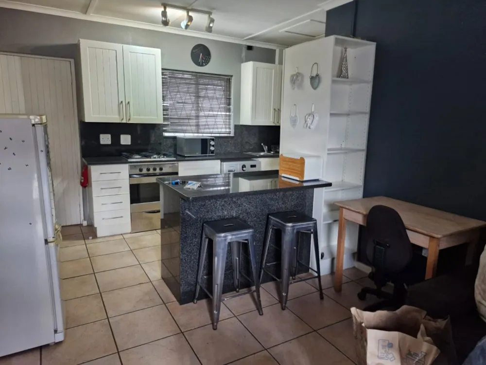 Apartment to rent in Sunnyside, Grahamstown, Makhanda - 1GC1748774