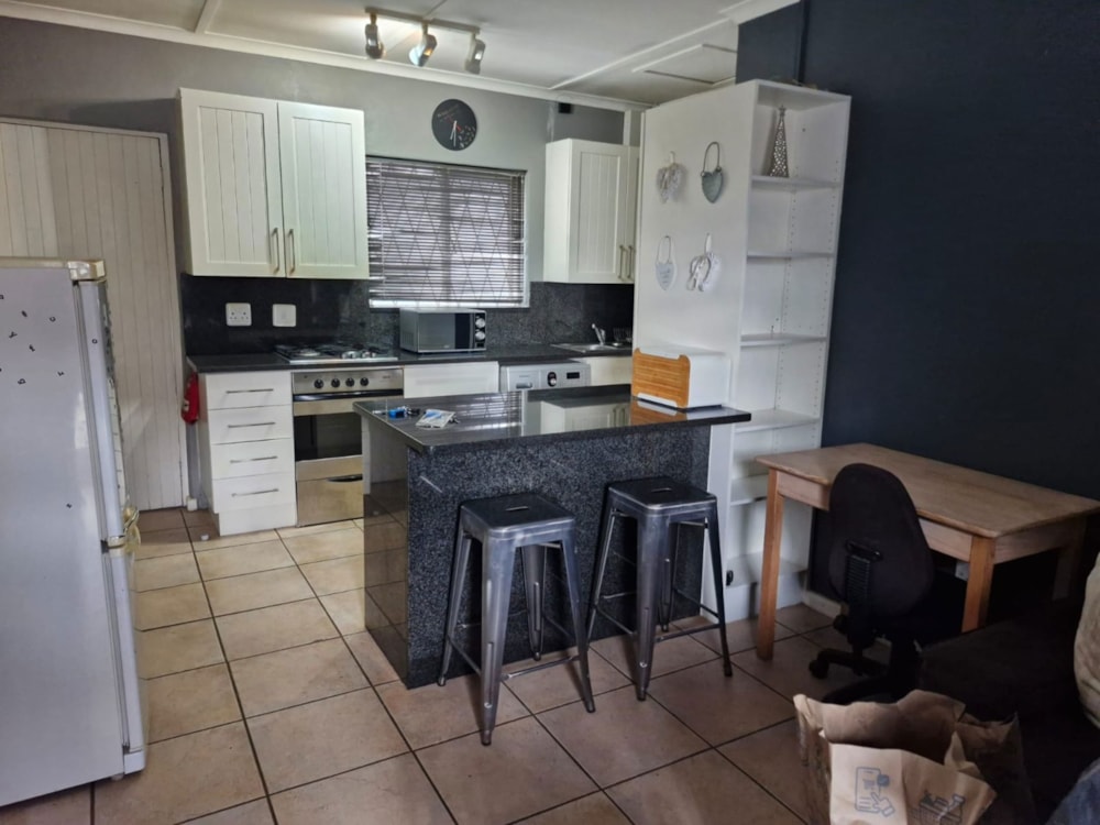 Apartment to rent in Sunnyside, Grahamstown, Makhanda - 1GC1748774 Apartment to rent in Sunnyside, Grahamstown, Makhanda - 1GC1748774