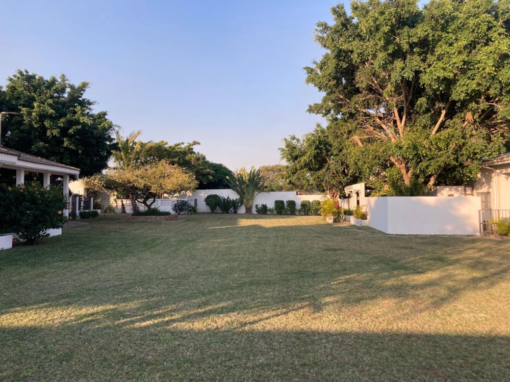 Guesthouse for sale in Matola, Mozambique - 3MQ1666425