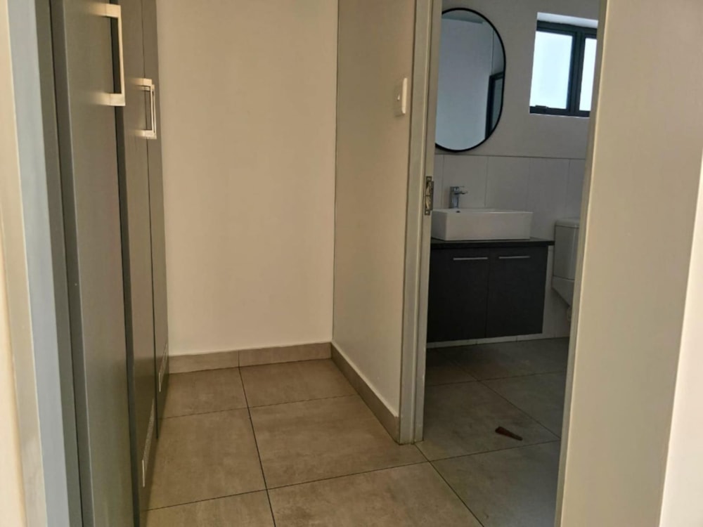 Penthouse apartment to rent in New Redruth - 1GV1722462