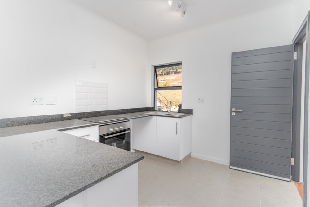 Apartment sold in Waterfall, Upper Highway - 1KF1665542 Apartment sold in Waterfall, Upper Highway - 1KF1665542