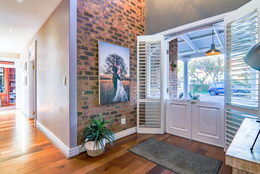 Double-storey house let in Southdowns Estate - CNL1712883 Double-storey house let in Southdowns Estate - CNL1712883