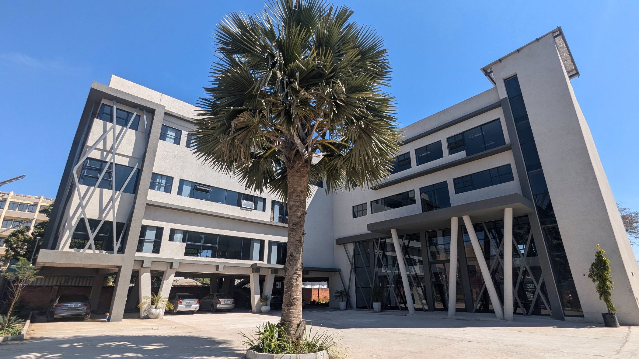 Commercial Building to rent in Longacres, Zambia - 3ZA1665654