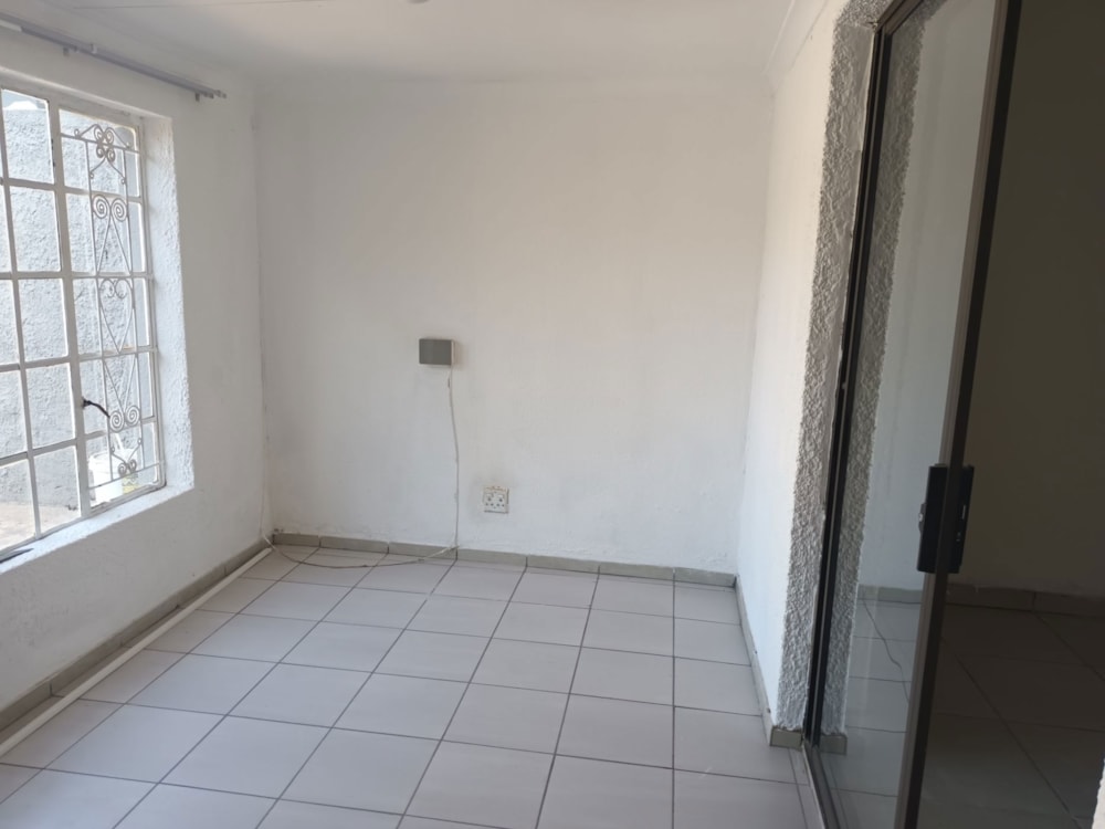 House for sale in Brakpan Central - 1BJ1665649