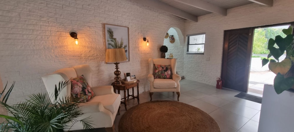 Commercial business to rent in Kloof - 1KF1696370 Commercial business to rent in Kloof - 1KF1696370