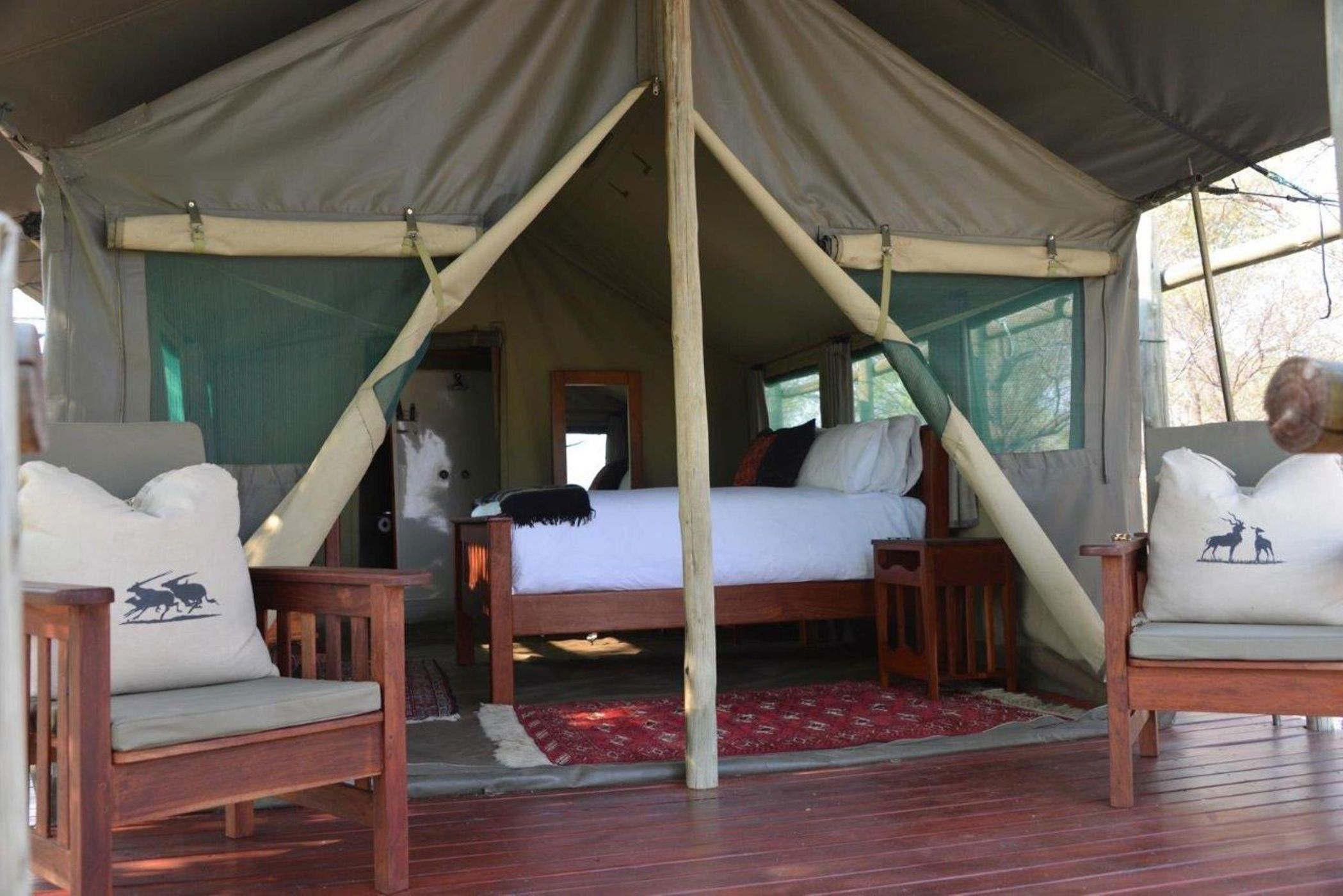 Game lodge for sale in Ngamiland West , Botswana - 3BO1665915