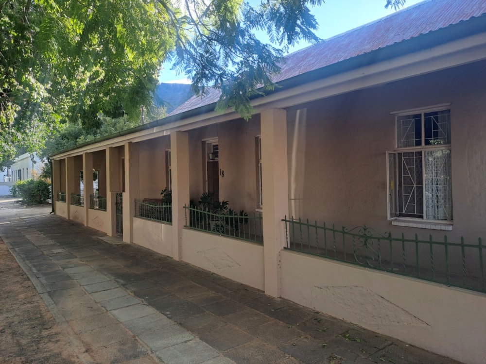 House sold in Graaff-Reinet - 1KK1665884 House sold in Graaff-Reinet - 1KK1665884
