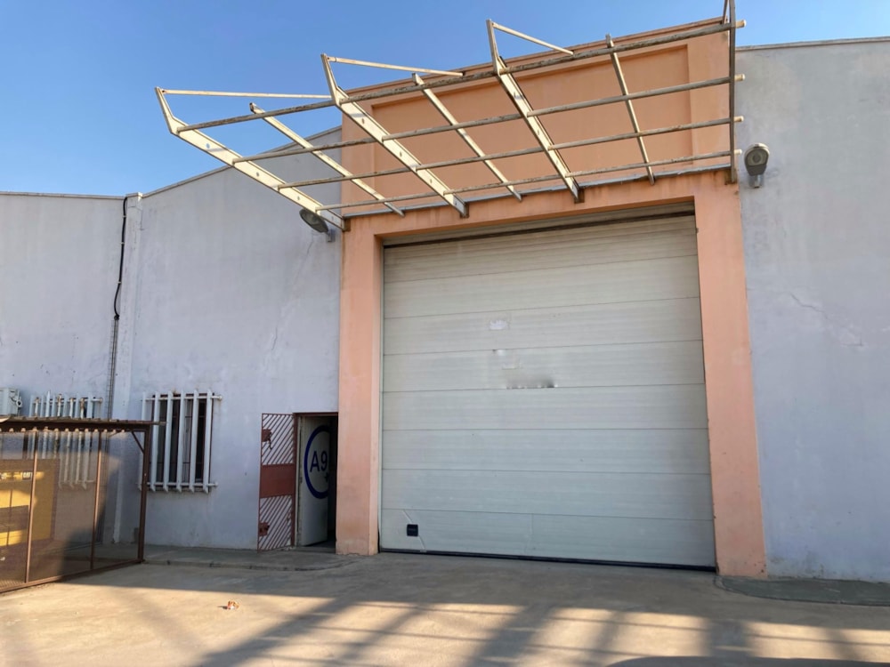 Commercial industrial property for sale in Matola, Mozambique - 3MQ1665956