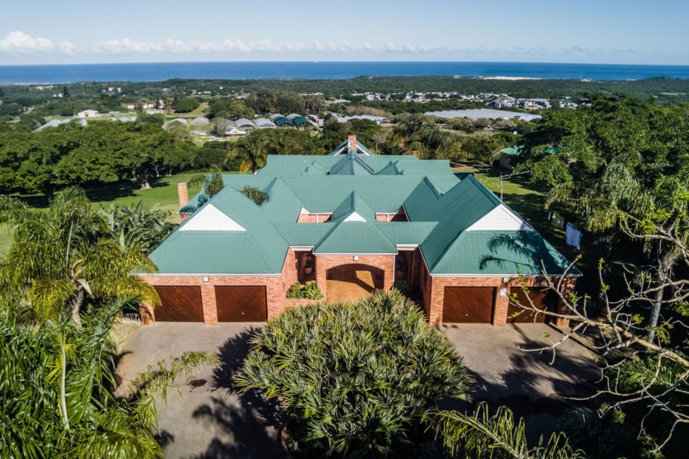 Smallholding sold in Theescombe - 1PLZ1665974