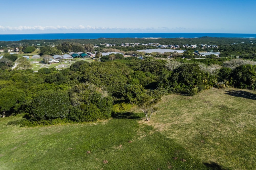 Smallholding sold in Theescombe - 1PLZ1665974