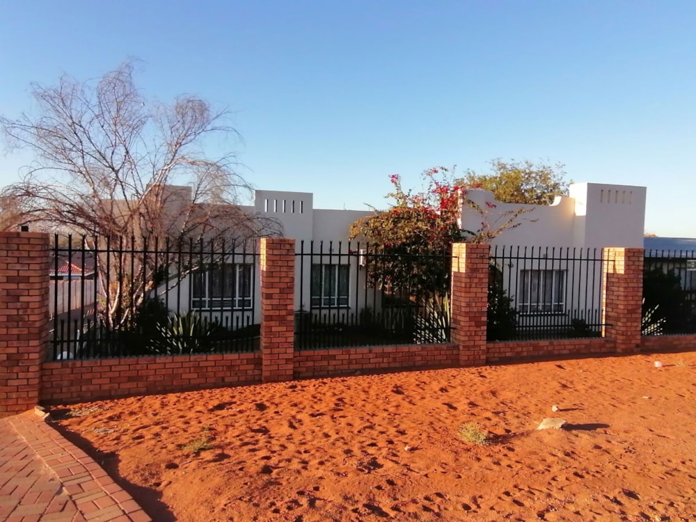 House let in Lemoendraai - 1KAH1703184 House let in Lemoendraai - 1KAH1703184