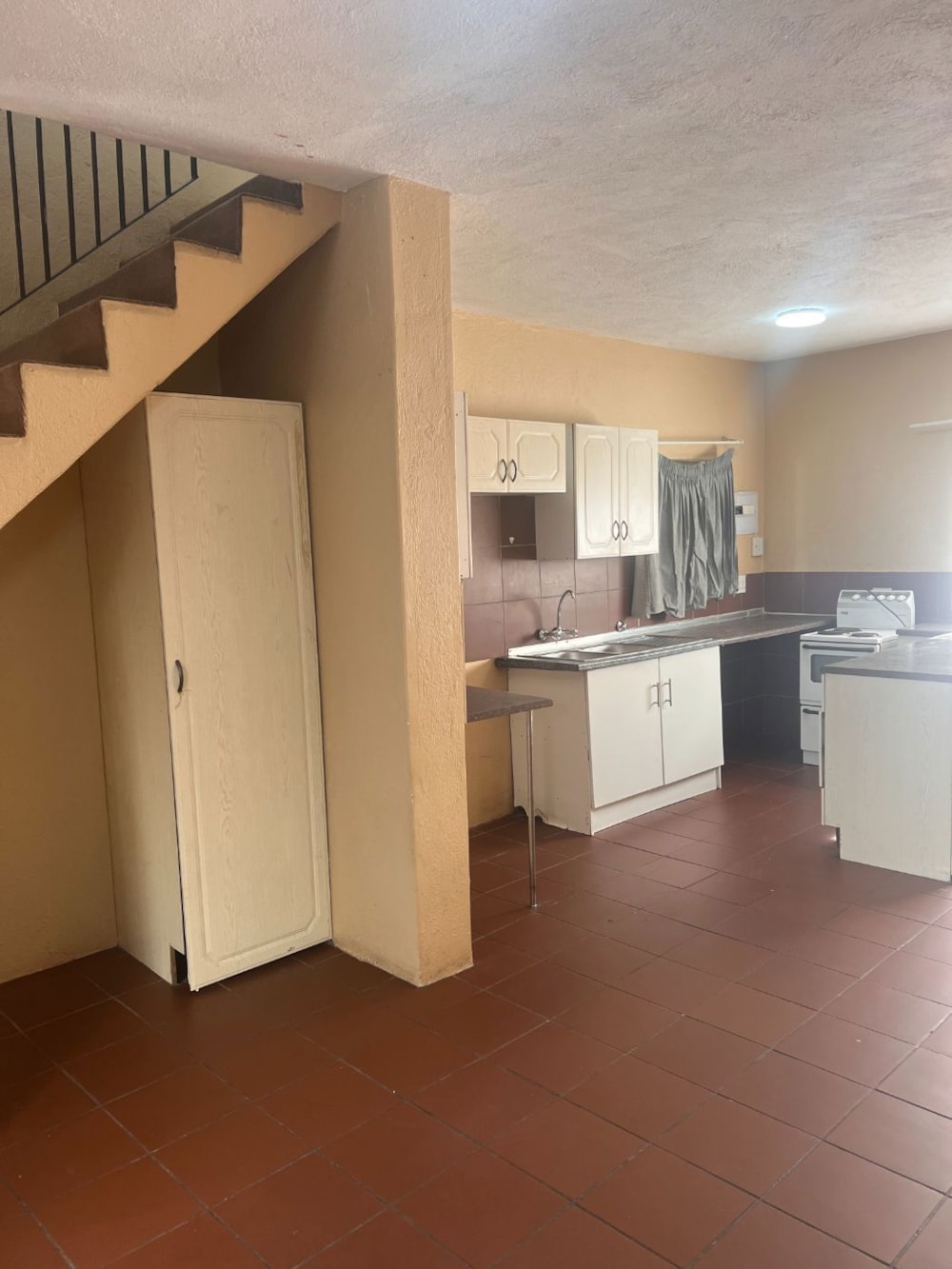 Apartment let in Mbombela Central (Nelspruit Central) - 1NS1666192 Apartment let in Mbombela Central (Nelspruit Central) - 1NS1666192