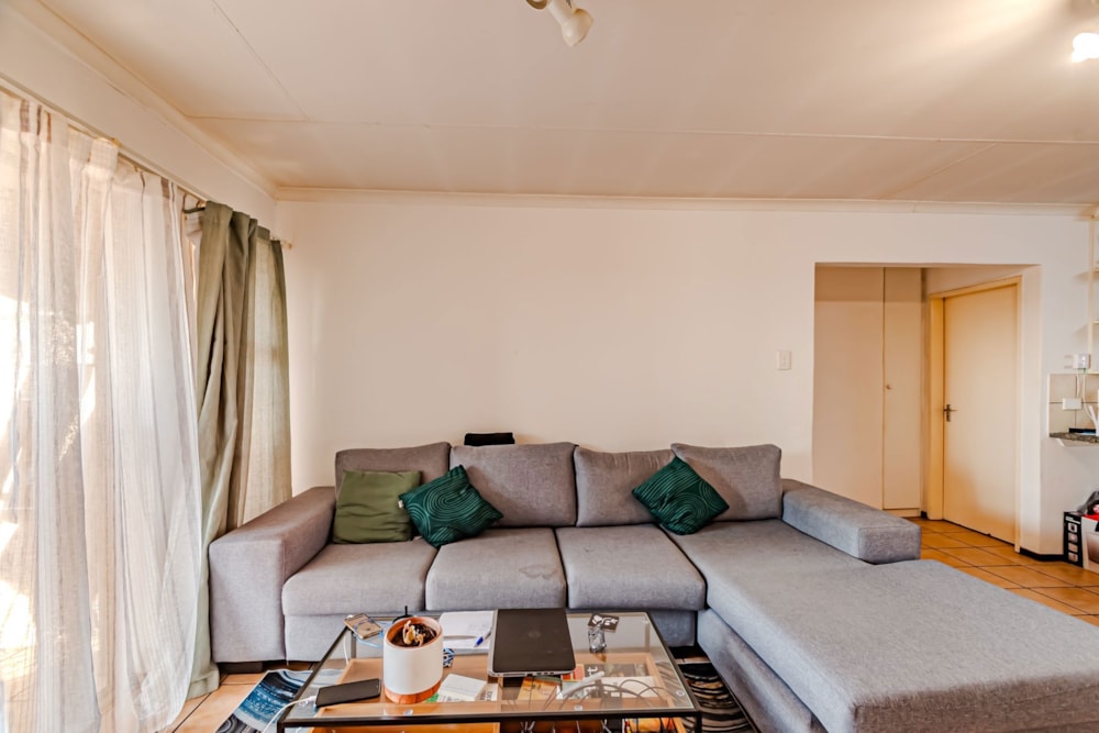 Townhouse for sale in Pierre van Ryneveld - CN1666555 Townhouse for sale in Pierre van Ryneveld - CN1666555