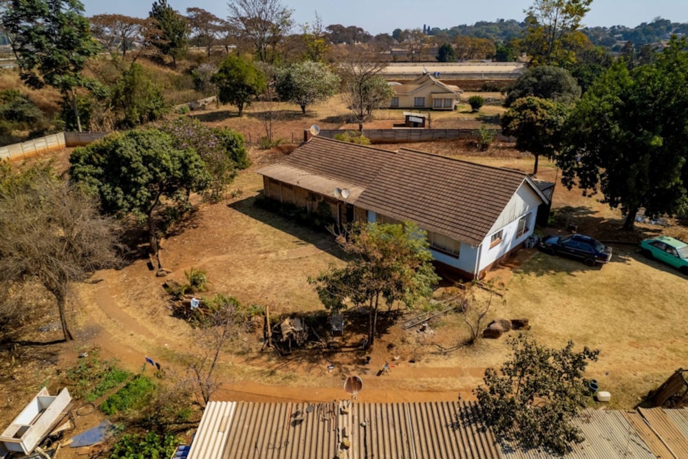 Commercial business for sale in Tynwald, Zimbabwe - 3ZB1666473 Commercial business for sale in Tynwald, Zimbabwe - 3ZB1666473