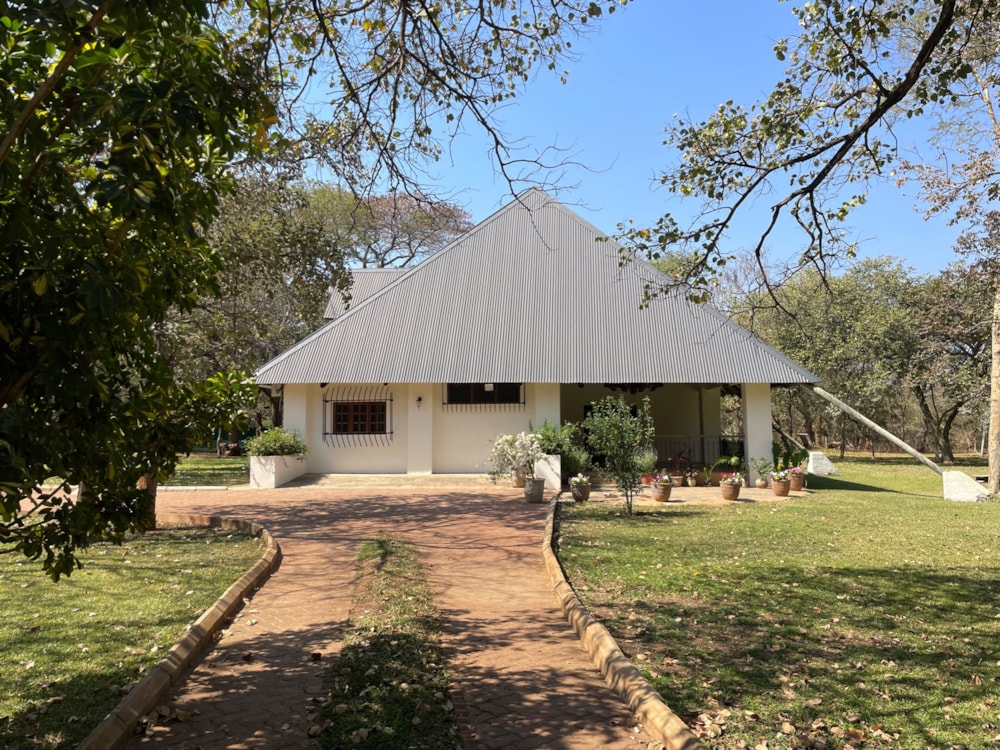 Double-storey house for sale in Lilayi, Zambia - 3ZA1666695 Double-storey house for sale in Lilayi, Zambia - 3ZA1666695