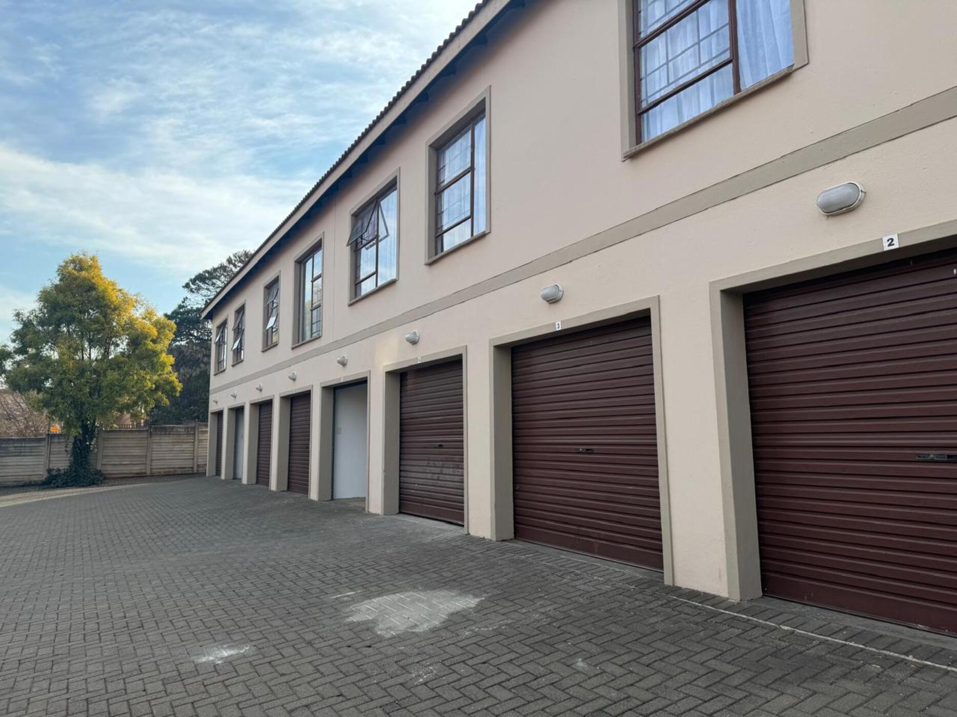 Apartment to rent in Sunnyridge, Newcastle - 1NW1728086