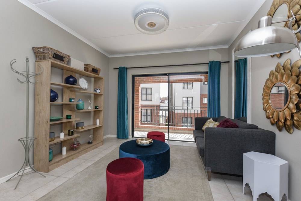 Apartment sold in North Riding - FW1666578 Apartment sold in North Riding - FW1666578