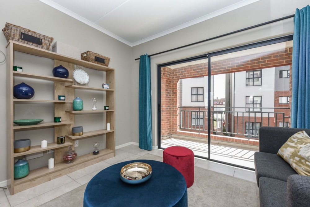 Apartment sold in North Riding - FW1666578 Apartment sold in North Riding - FW1666578