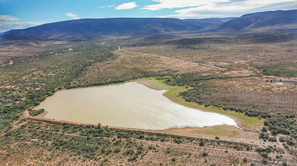 Game farm sold in Steytlerville - 1KK1666543 Game farm sold in Steytlerville - 1KK1666543