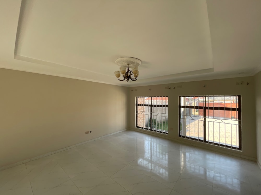 House for sale in Ibex Hill, Zambia - 3ZA1666547