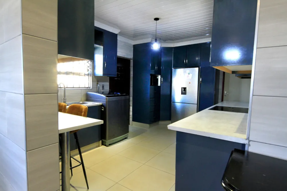 House for sale in Soweto - RDT1735799 House for sale in Soweto - RDT1735799