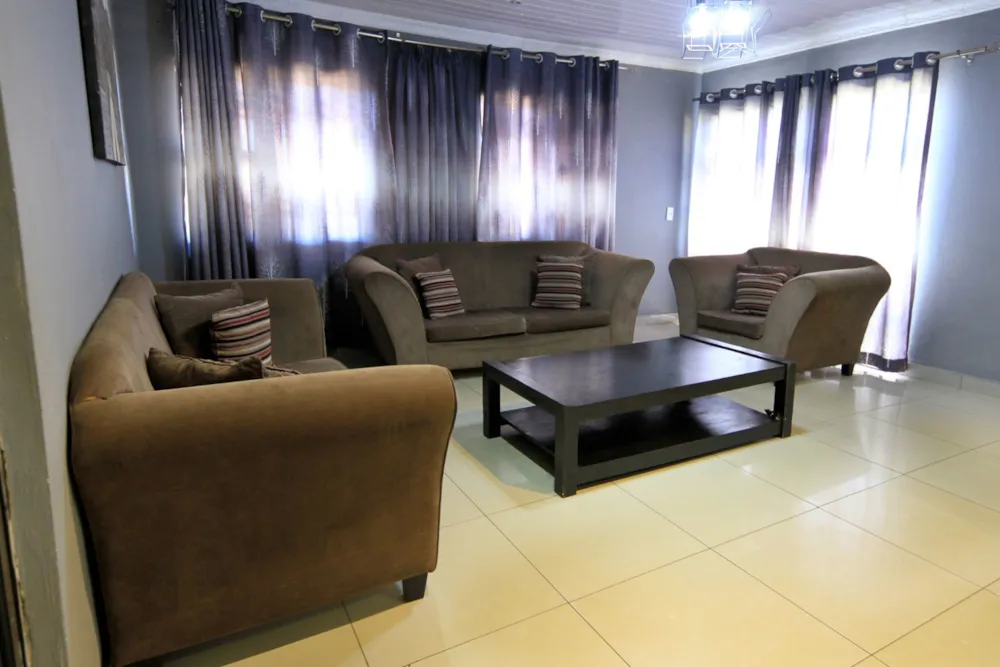 House for sale in Soweto - RDT1735799 House for sale in Soweto - RDT1735799