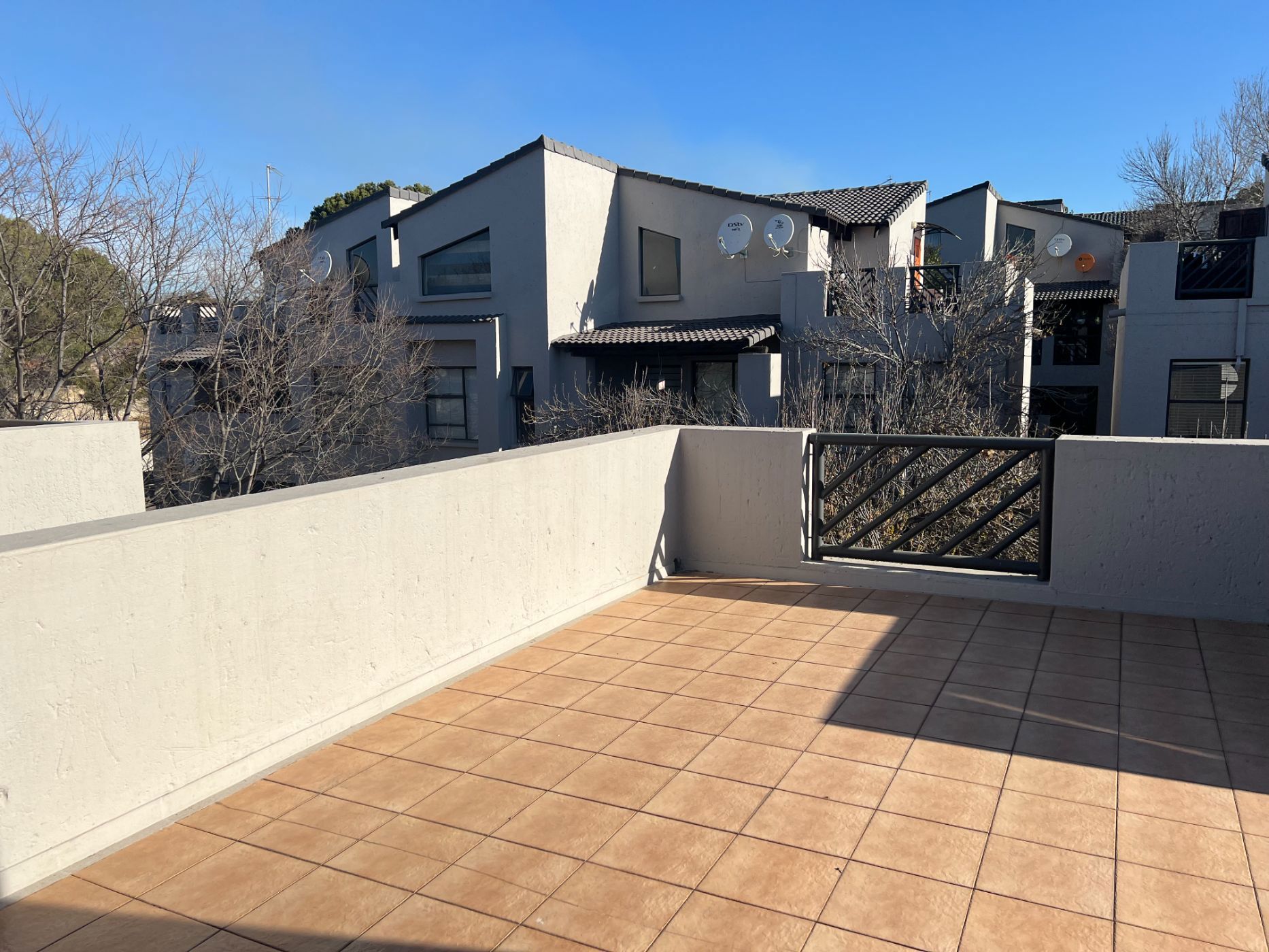 Apartment let in Morningside, Sandton - JBL1675563