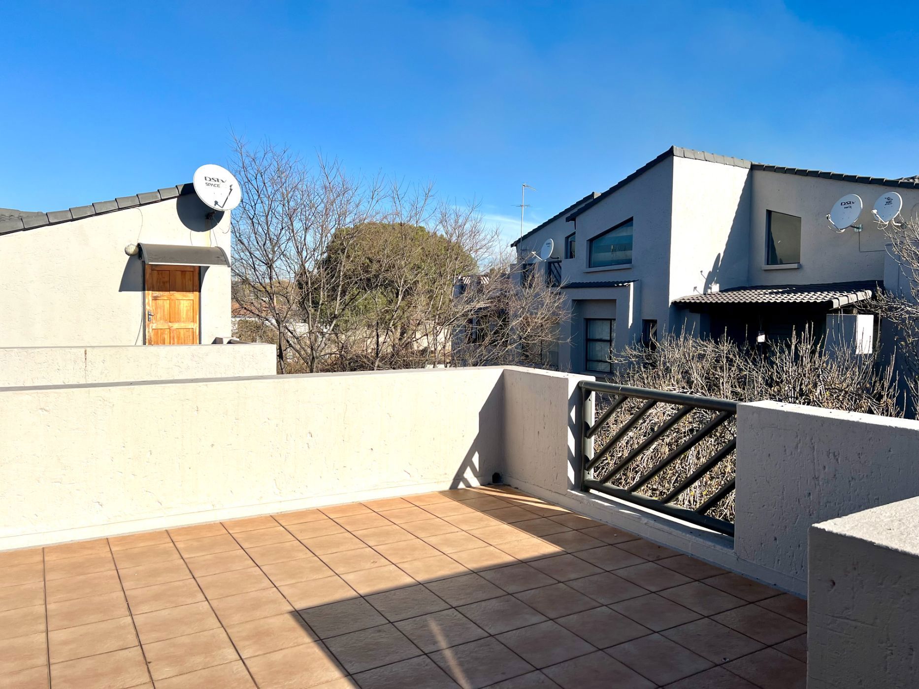 Apartment to rent in Morningside, Sandton - JBL1749000