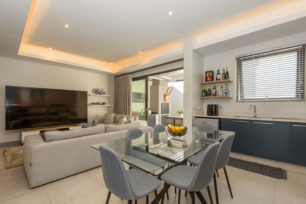 Cluster sold in Bryanston - HP1724296 Cluster sold in Bryanston - HP1724296