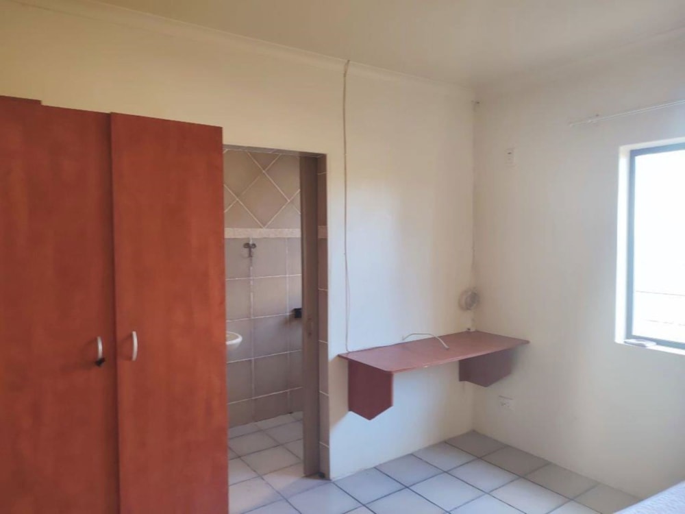 Bachelor apartment to rent in Fairbridge Heights - 1UK1751531 Bachelor apartment to rent in Fairbridge Heights - 1UK1751531