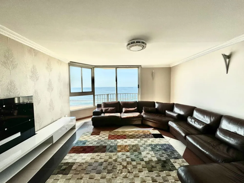 Apartment for sale in North Beach Durban - 1DA1666869 Apartment for sale in North Beach Durban - 1DA1666869