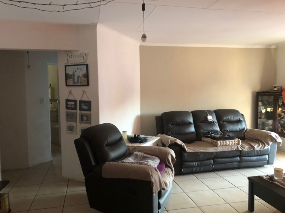 Apartment to rent in Amanzimtoti - 1WB1716881 Apartment to rent in Amanzimtoti - 1WB1716881