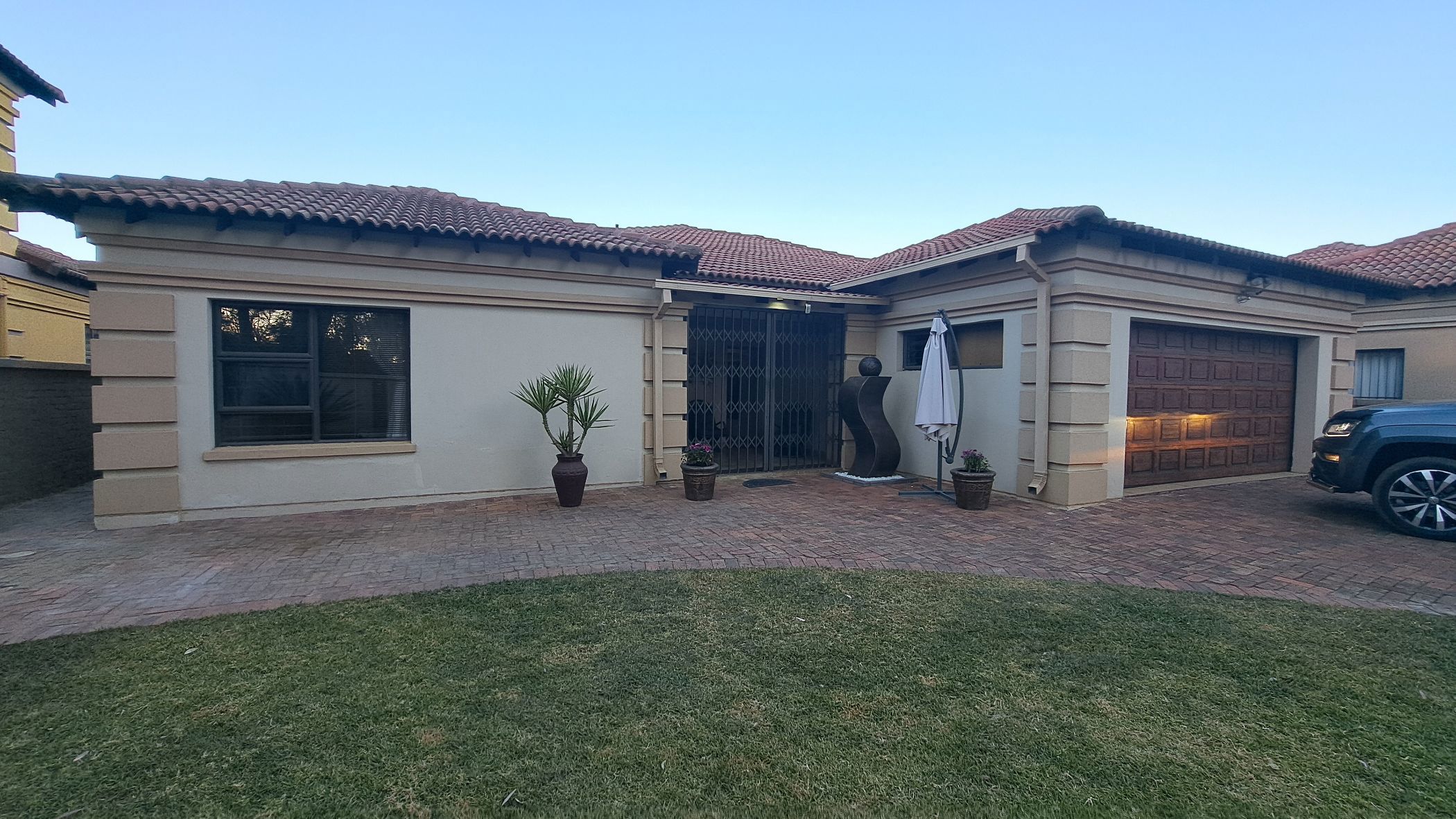 House for sale in Arcon Park - 1VT1736414