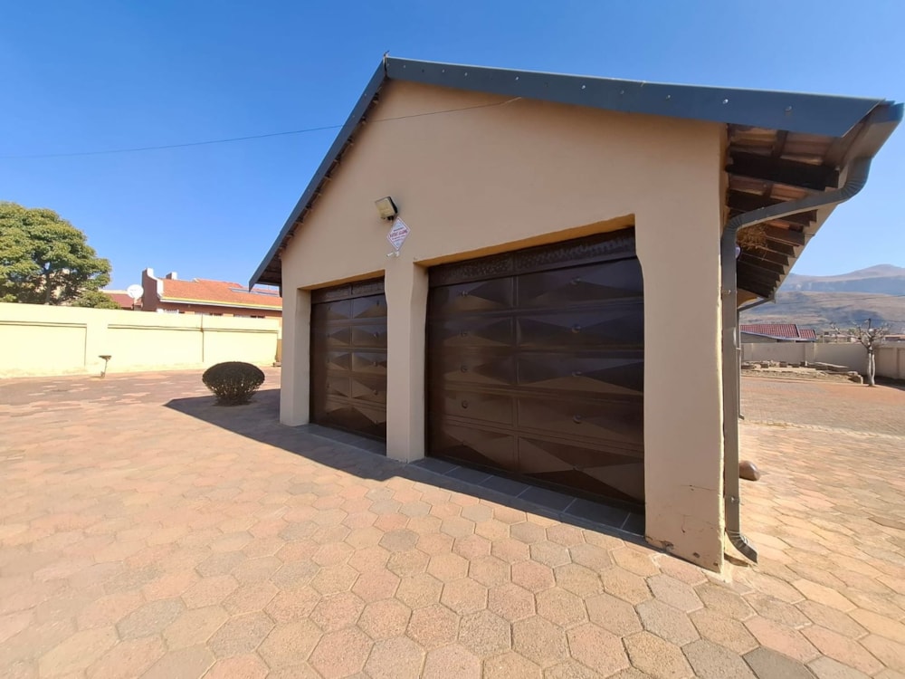 House for sale in Phuthaditjhaba - 1BTH1668558 House for sale in Phuthaditjhaba - 1BTH1668558