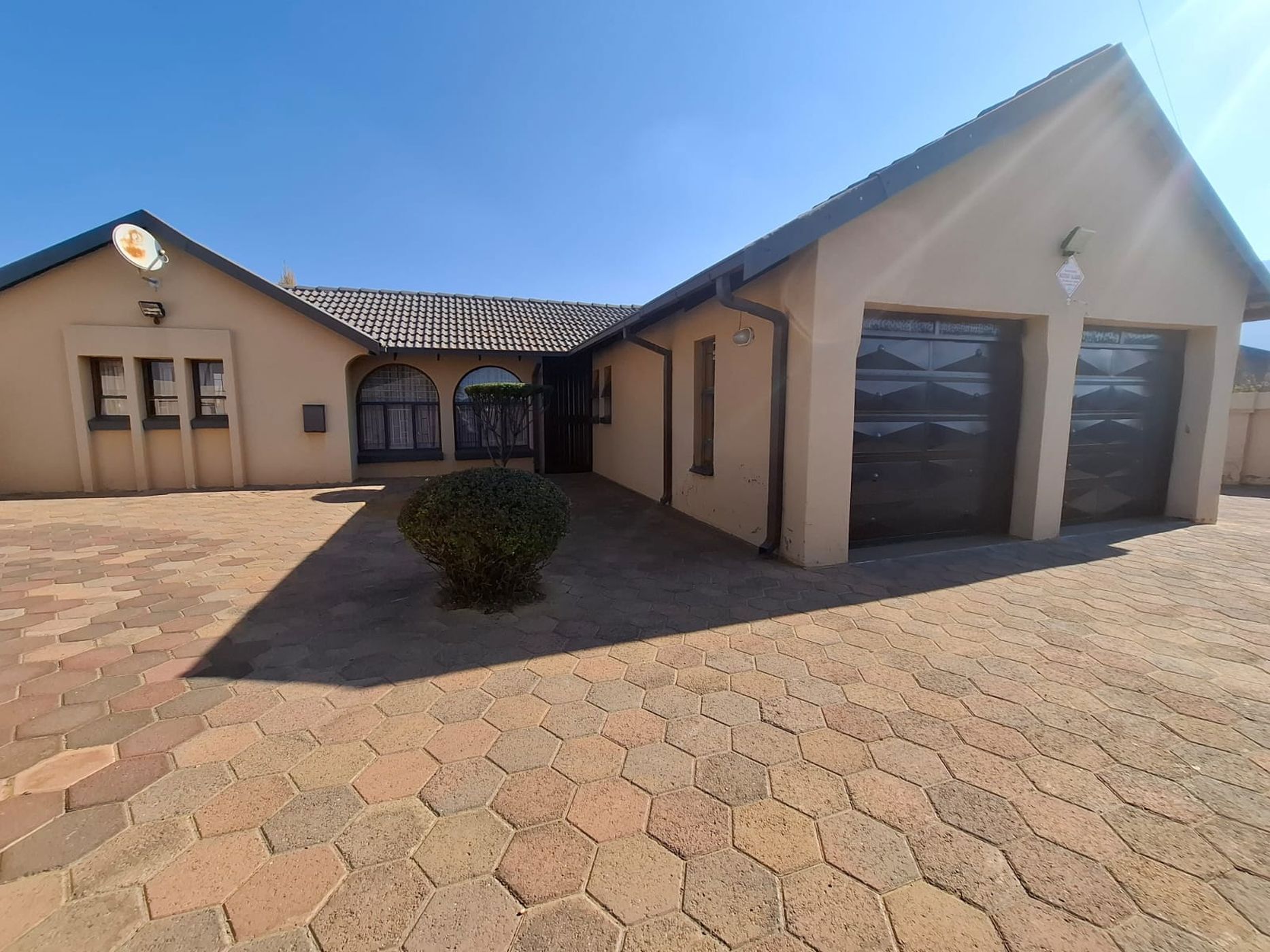 House for sale in Phuthaditjhaba - 1BTH1668558