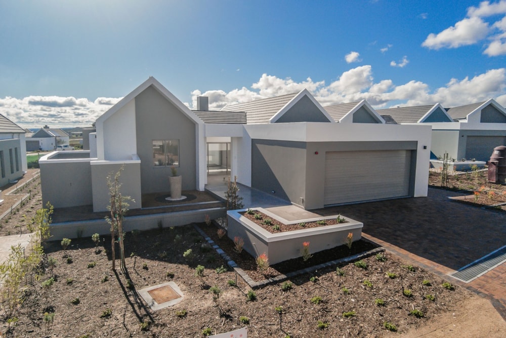House for sale in Langebaan Country Estate - LA1703103 House for sale in Langebaan Country Estate - LA1703103
