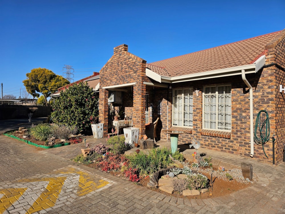 Retirement home for sale in Three Rivers North - 1VT1667309