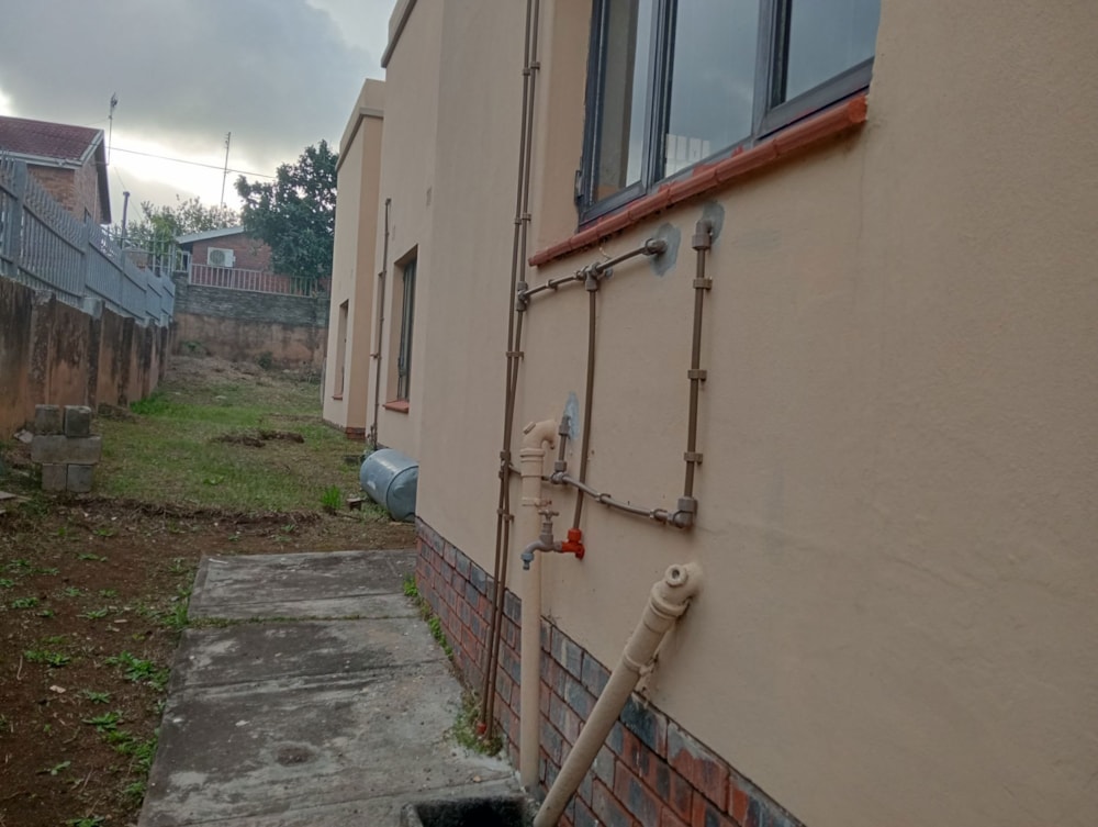 Double-storey house sold in Esikhawini - 1RY1667934 Double-storey house sold in Esikhawini - 1RY1667934