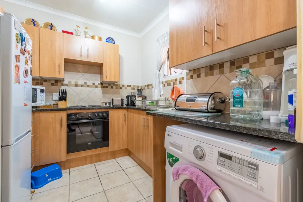Apartment for sale in Brentwood Park, Benoni - EN1667502