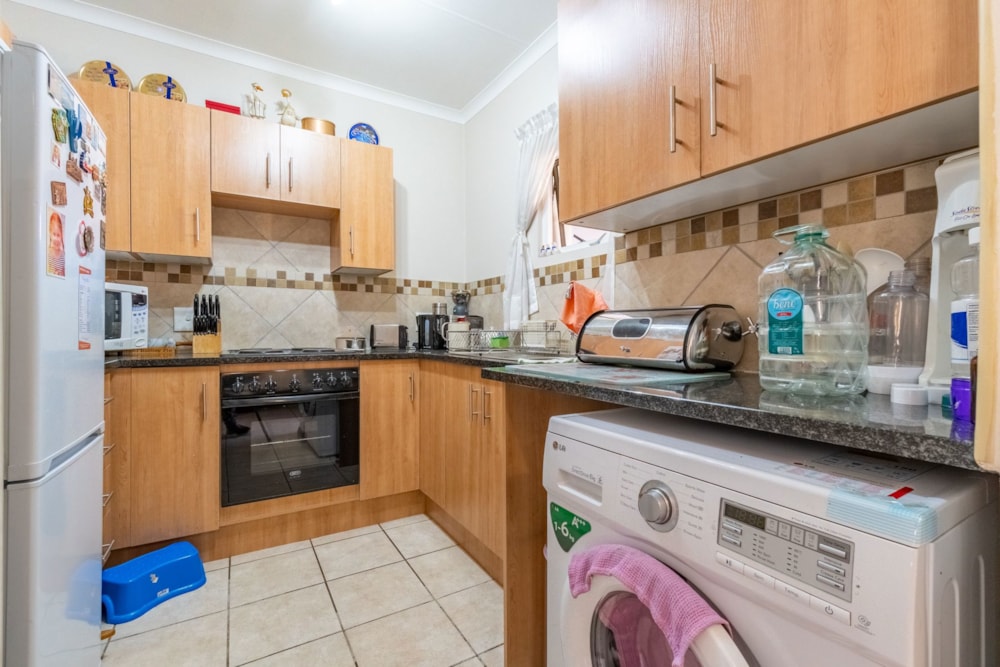 Apartment for sale in Brentwood Park, Benoni - EN1667502